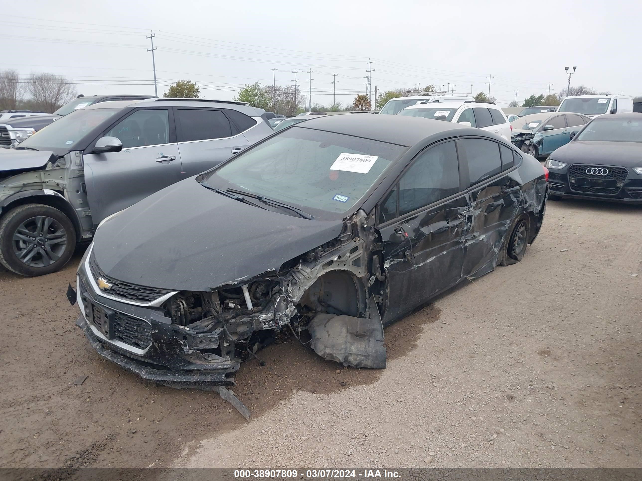 Photo 1 VIN: 1G1BC5SM1H7277829 - CHEVROLET CRUZE 