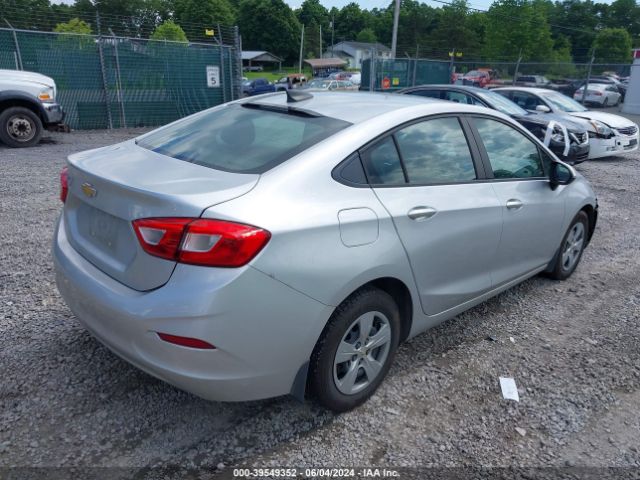 Photo 3 VIN: 1G1BC5SM2J7143269 - CHEVROLET CRUZE LS 