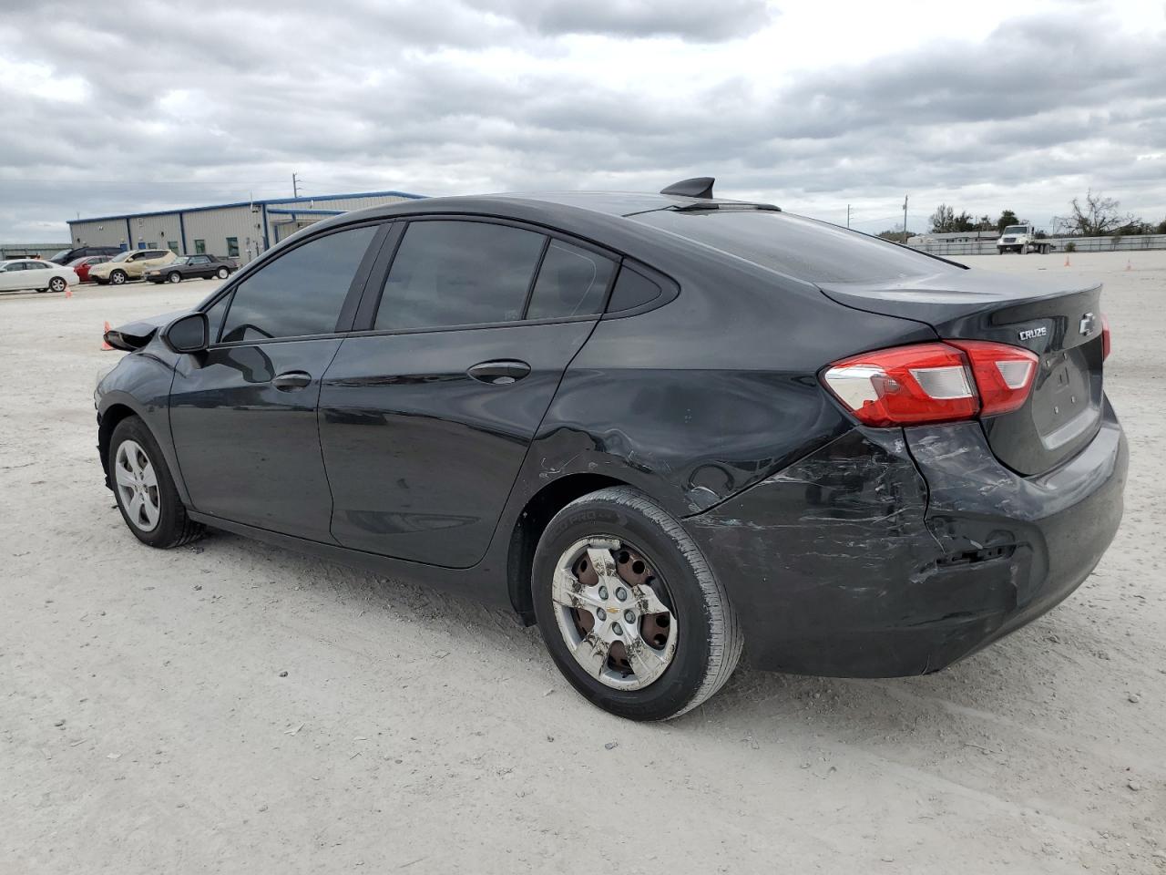 Photo 1 VIN: 1G1BC5SM2J7172951 - CHEVROLET CRUZE 