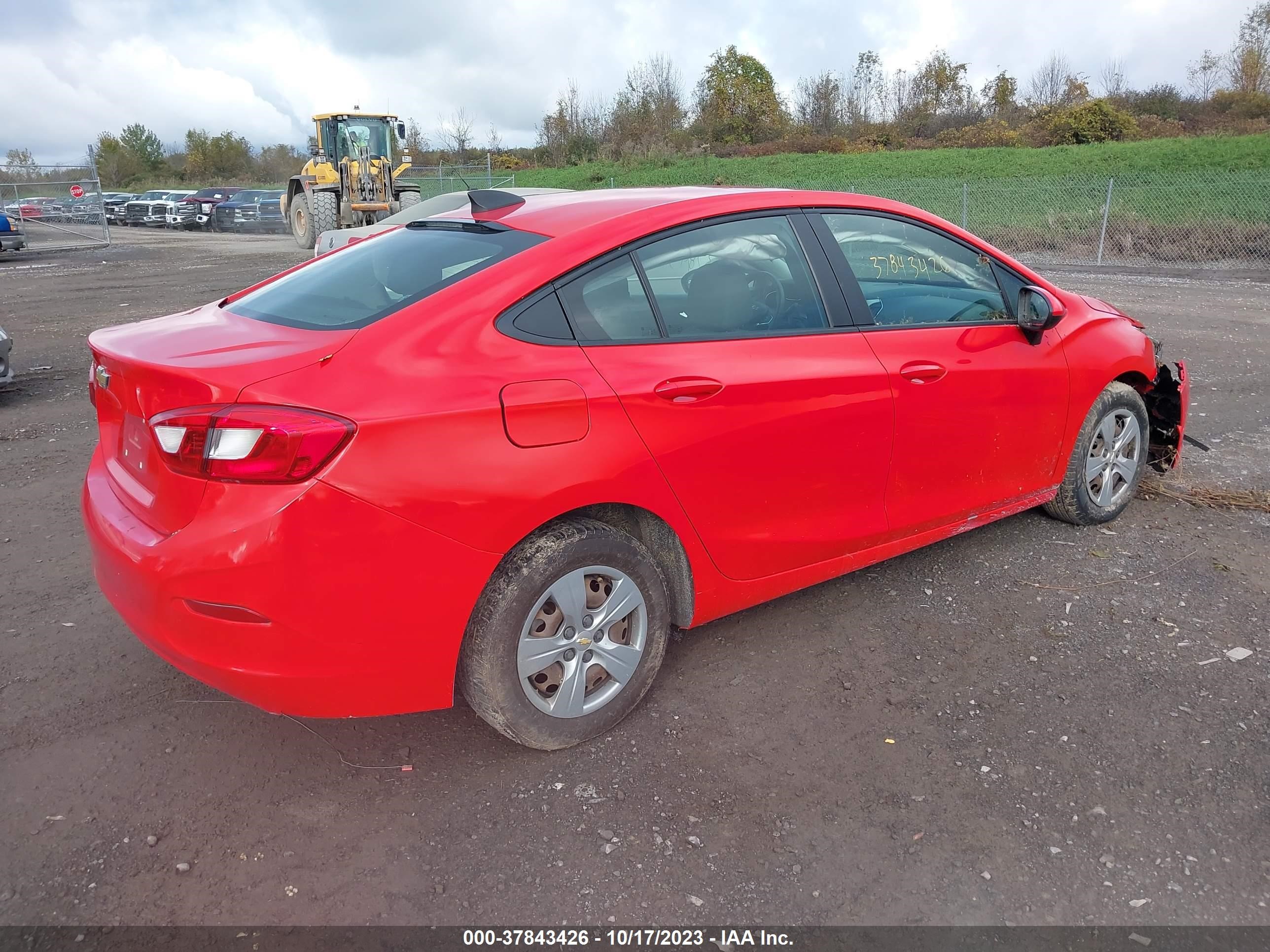 Photo 3 VIN: 1G1BC5SM2J7215295 - CHEVROLET CRUZE 