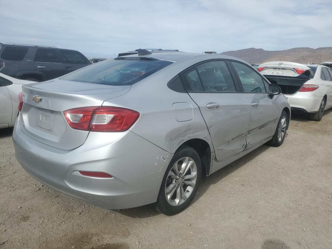 Photo 2 VIN: 1G1BC5SM2K7130359 - CHEVROLET CRUZE 