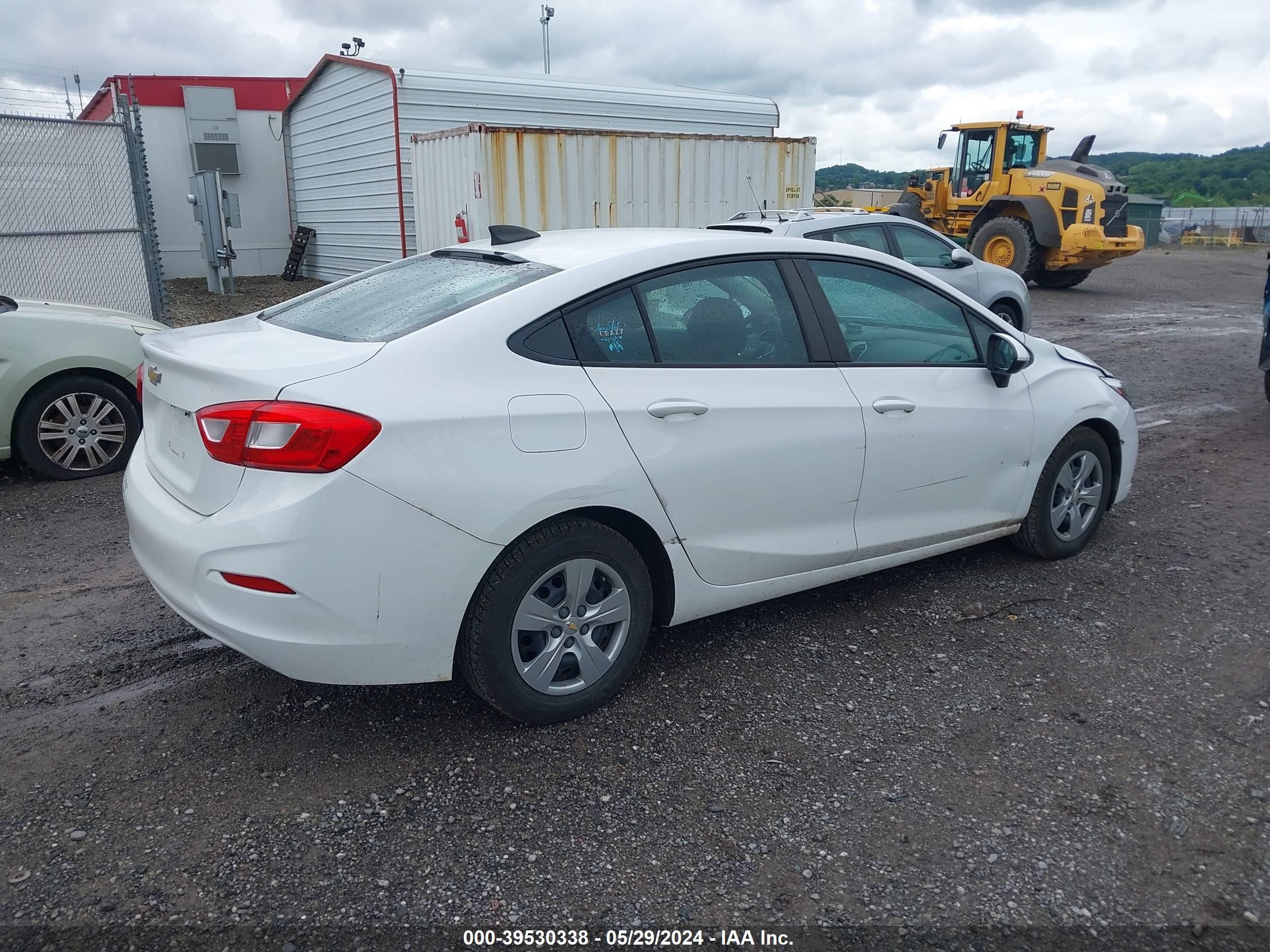 Photo 3 VIN: 1G1BC5SM3G7297353 - CHEVROLET CRUZE 