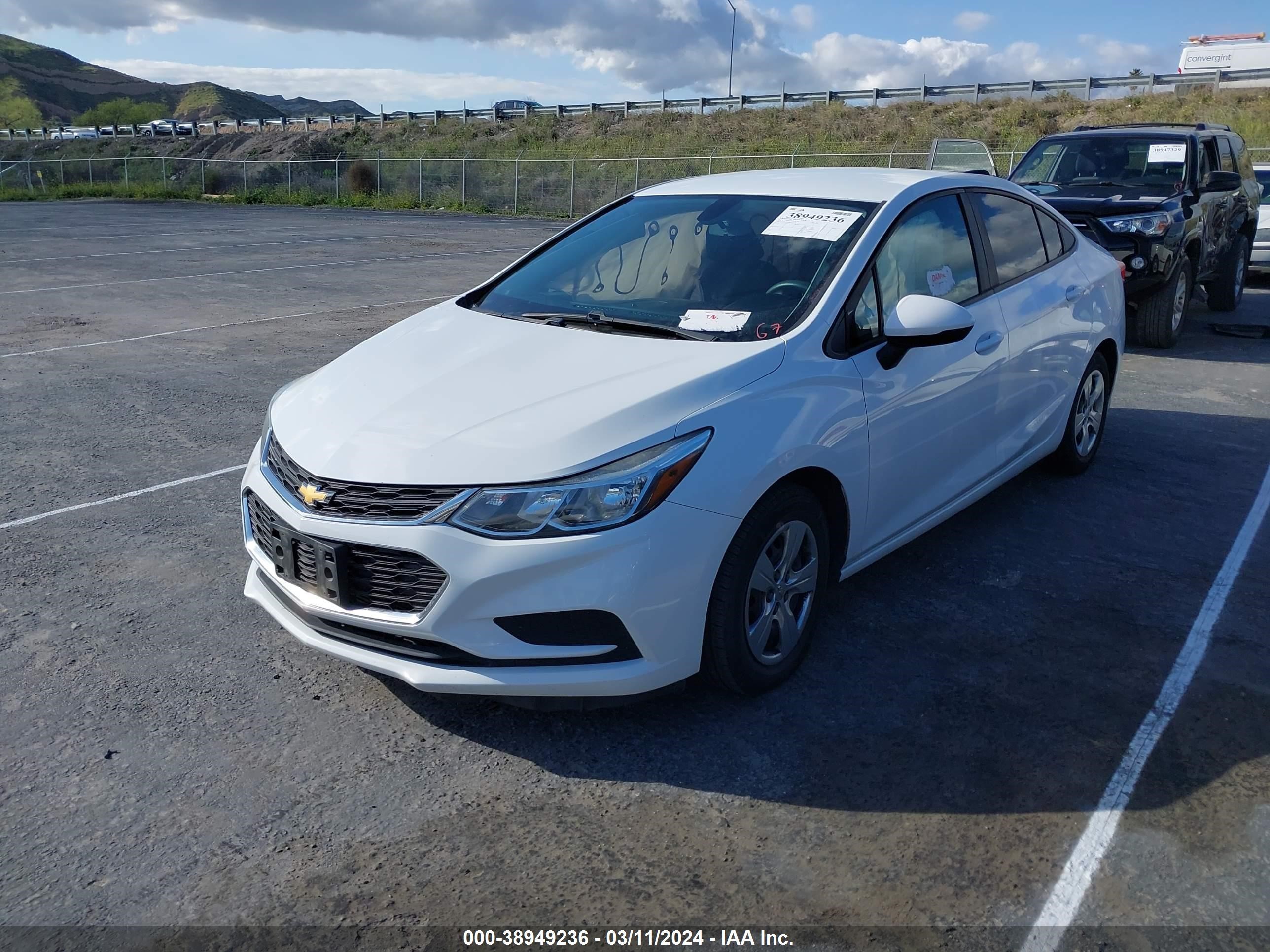 Photo 1 VIN: 1G1BC5SM4H7151173 - CHEVROLET CRUZE 