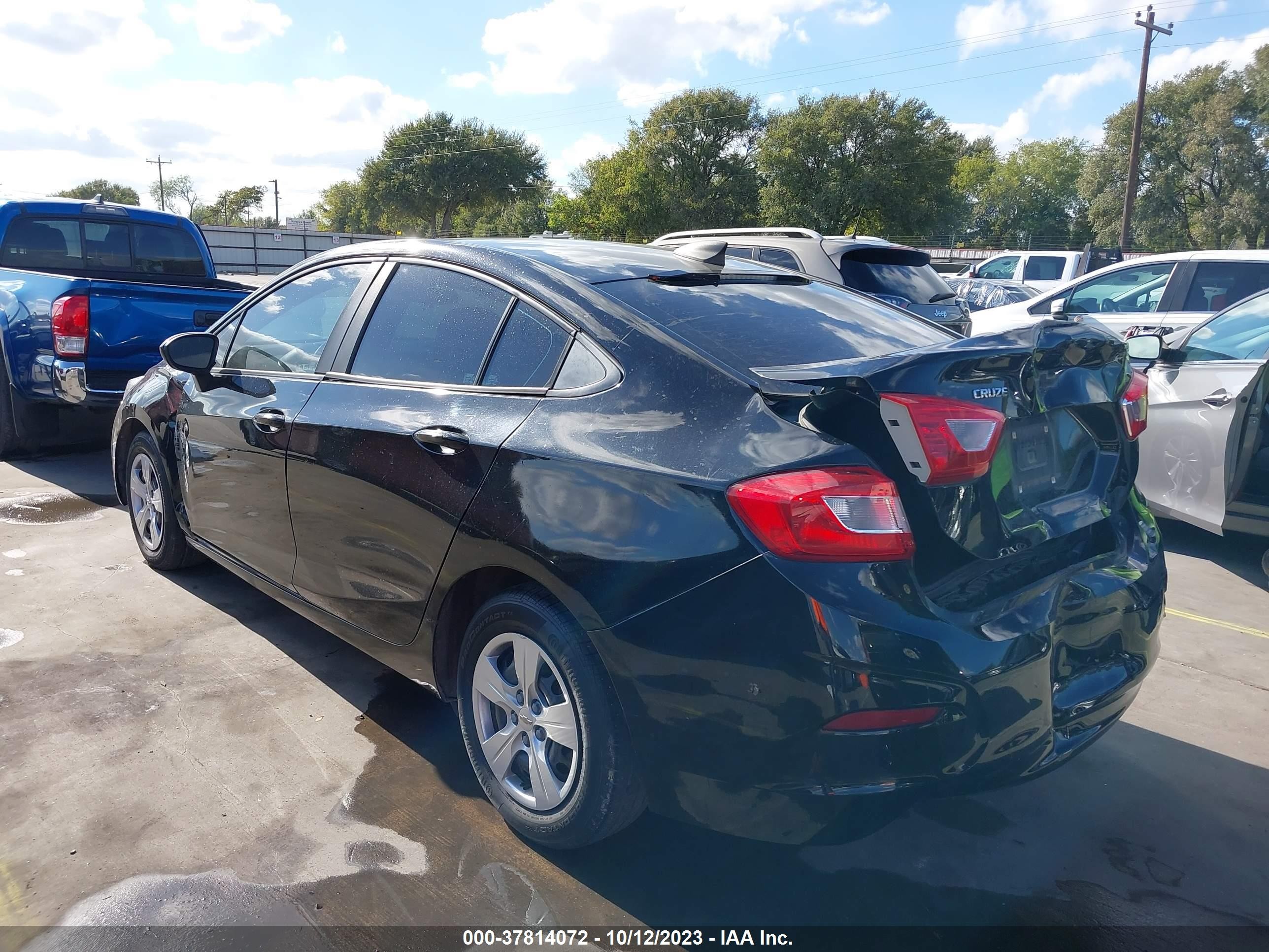 Photo 2 VIN: 1G1BC5SM4H7181502 - CHEVROLET CRUZE 