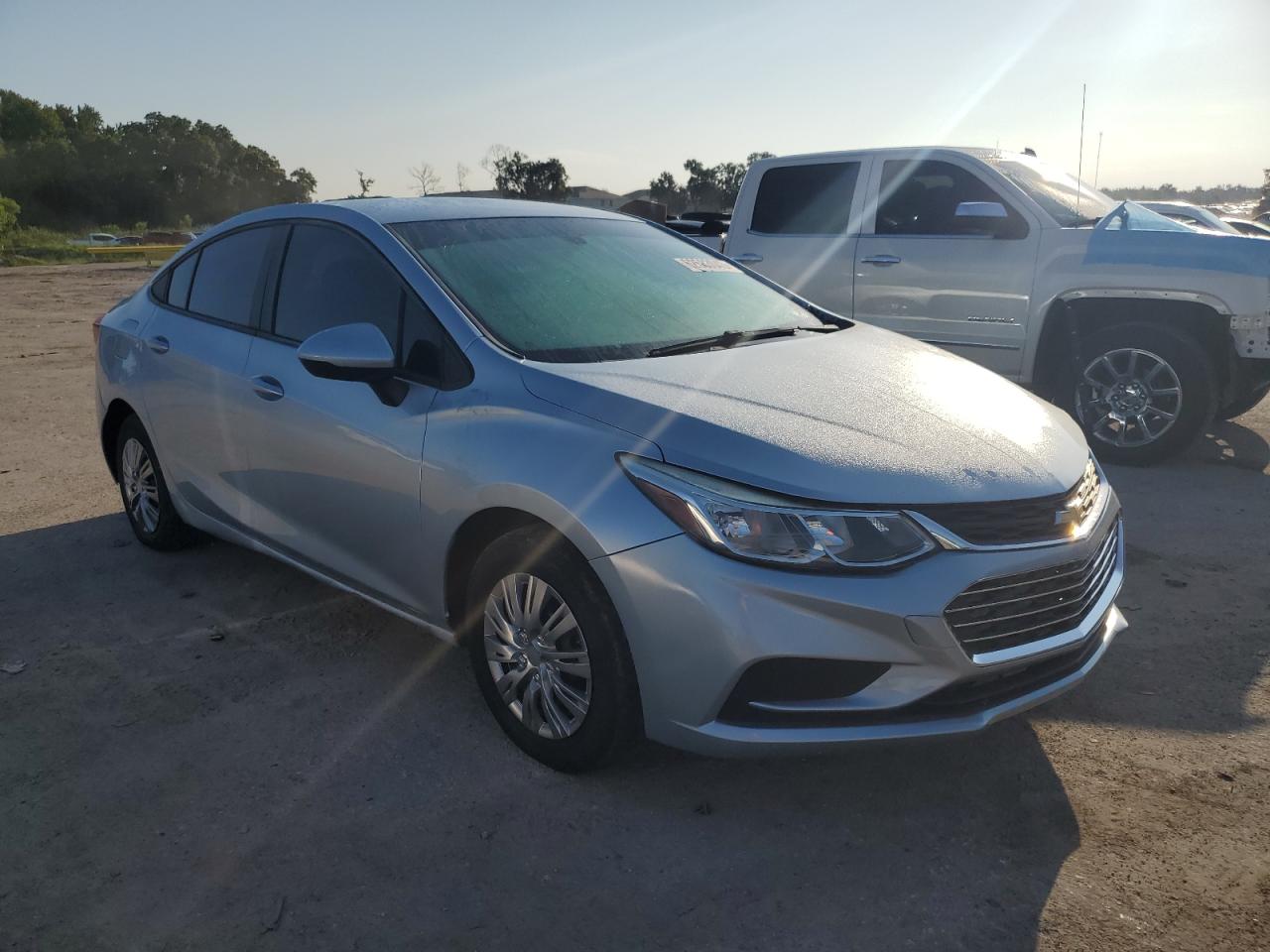 Photo 3 VIN: 1G1BC5SM4J7221762 - CHEVROLET CRUZE 