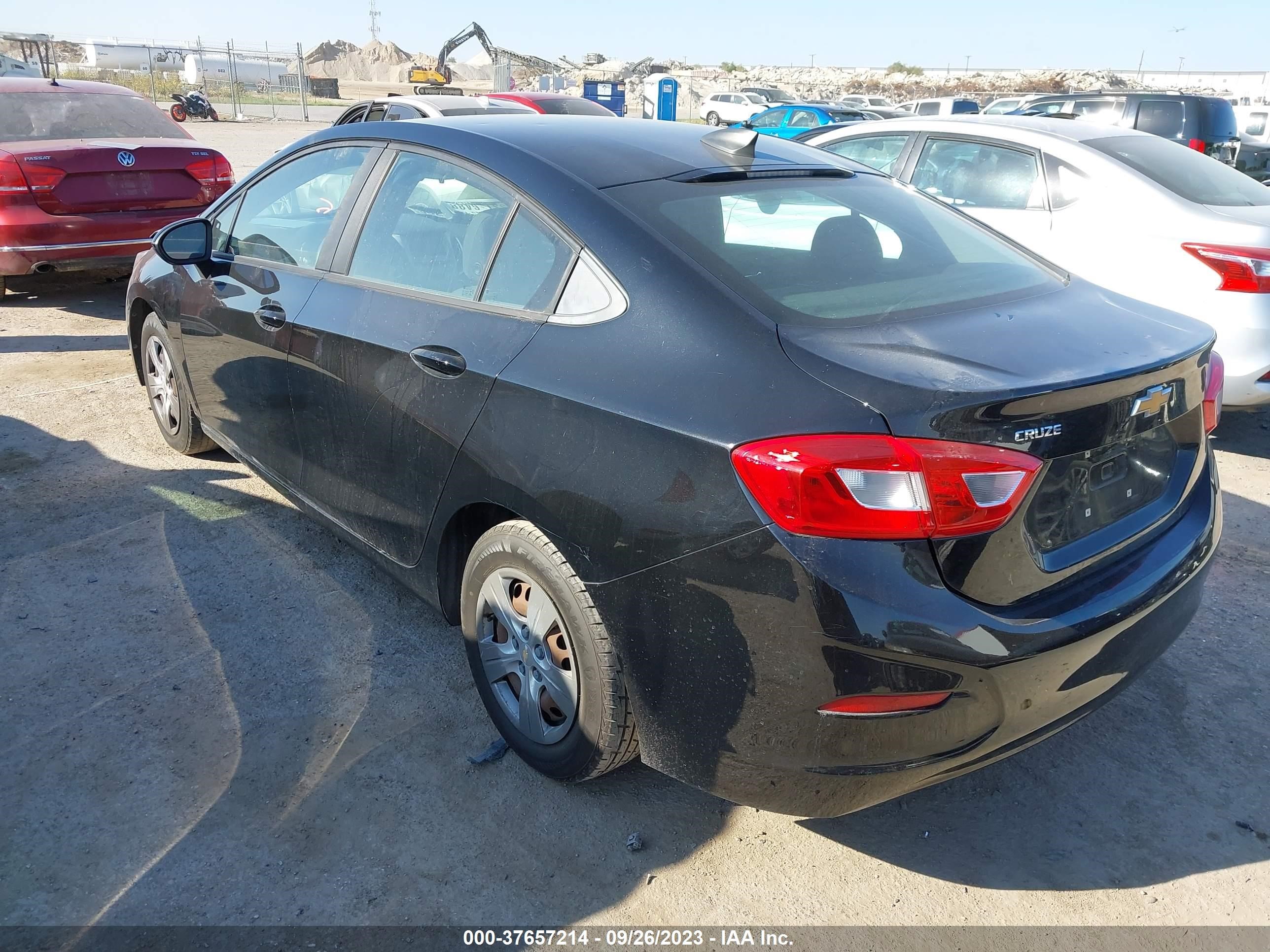 Photo 2 VIN: 1G1BC5SM5H7253064 - CHEVROLET CRUZE 