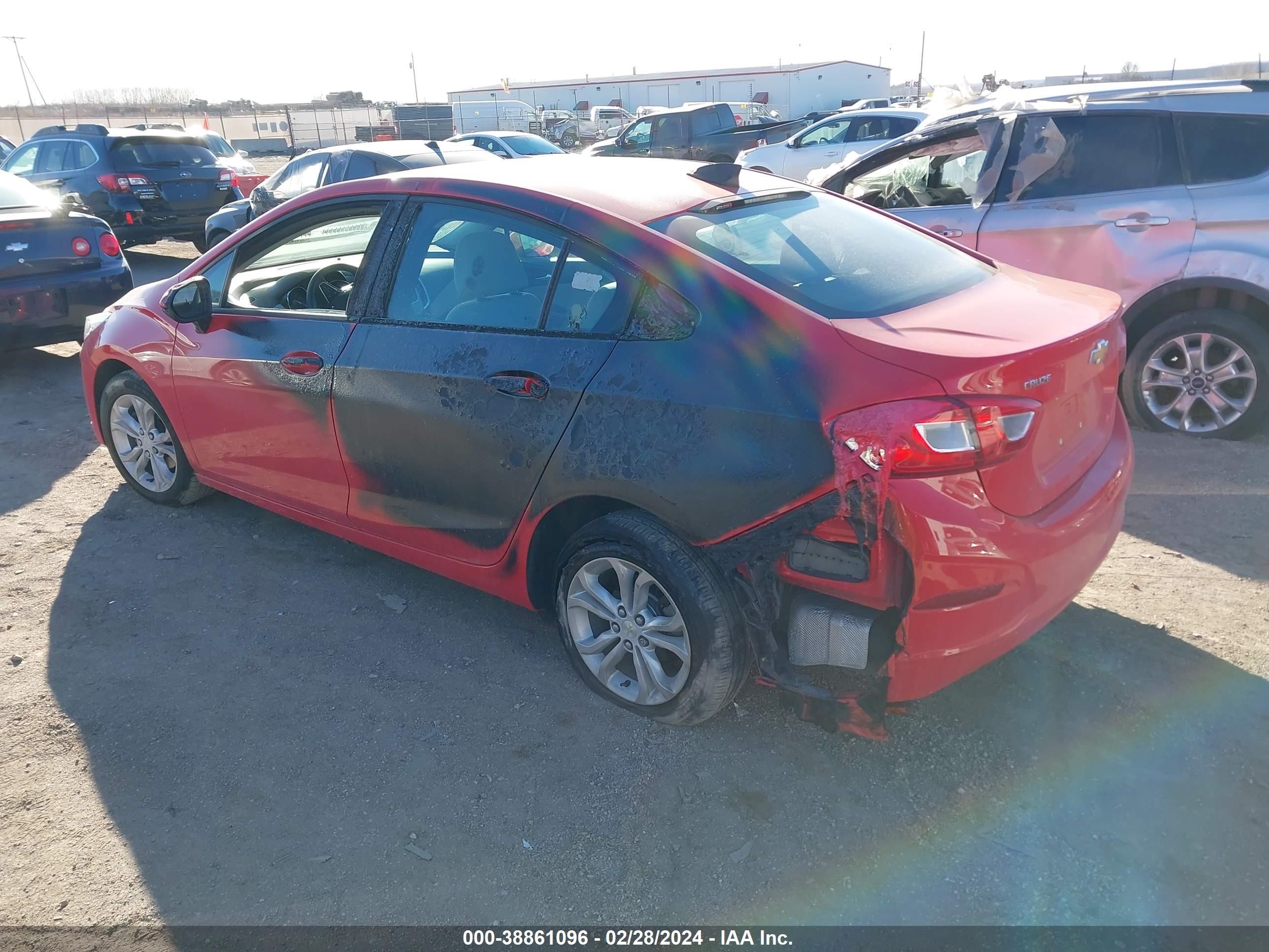 Photo 2 VIN: 1G1BC5SM5K7108209 - CHEVROLET CRUZE 