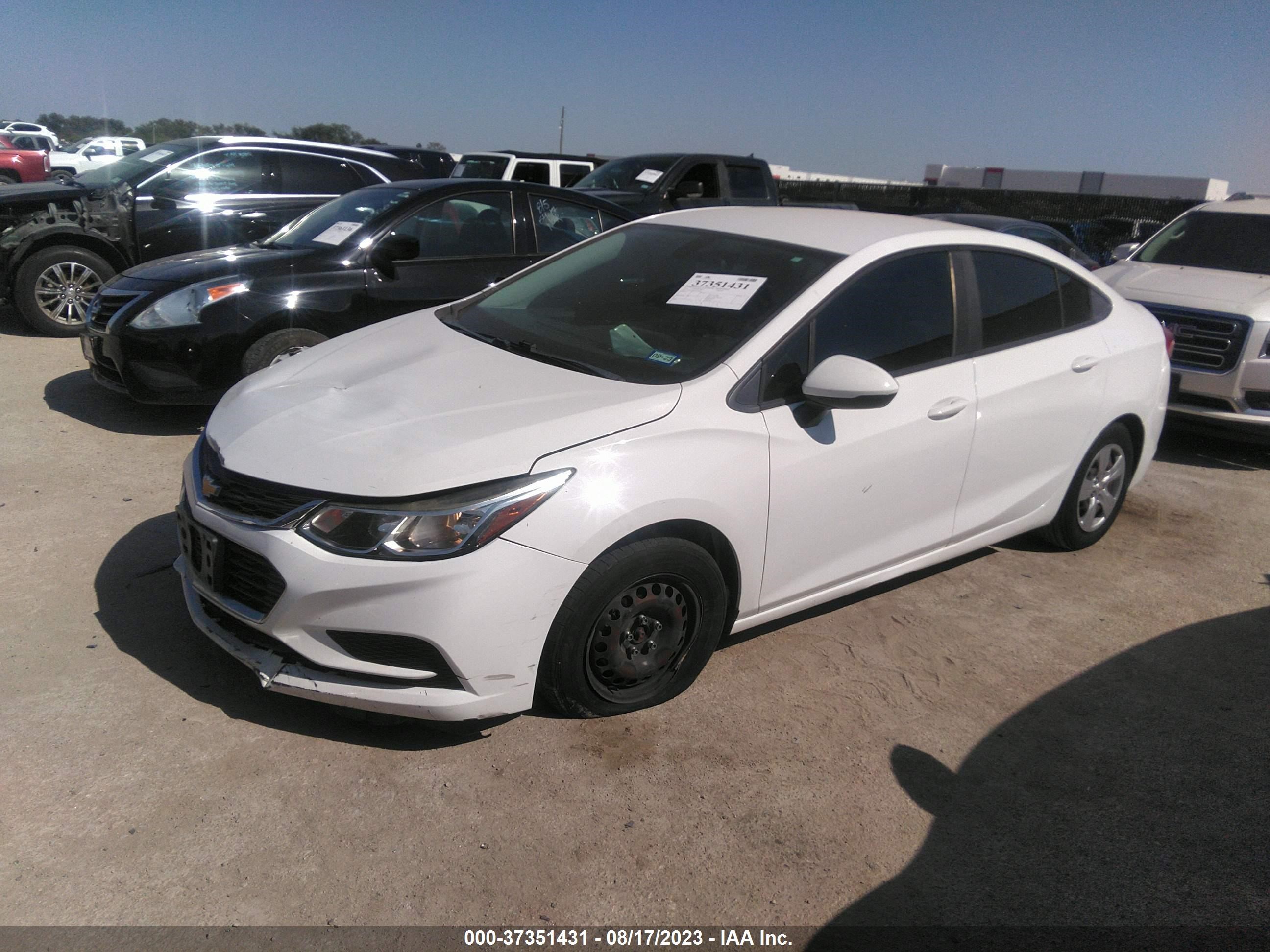 Photo 1 VIN: 1G1BC5SM6H7107305 - CHEVROLET CRUZE 