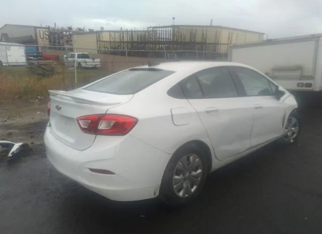 Photo 3 VIN: 1G1BC5SM7J7208990 - CHEVROLET CRUZE 