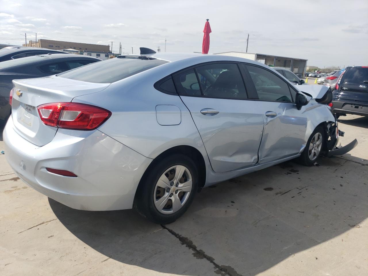 Photo 2 VIN: 1G1BC5SM7J7220198 - CHEVROLET CRUZE 