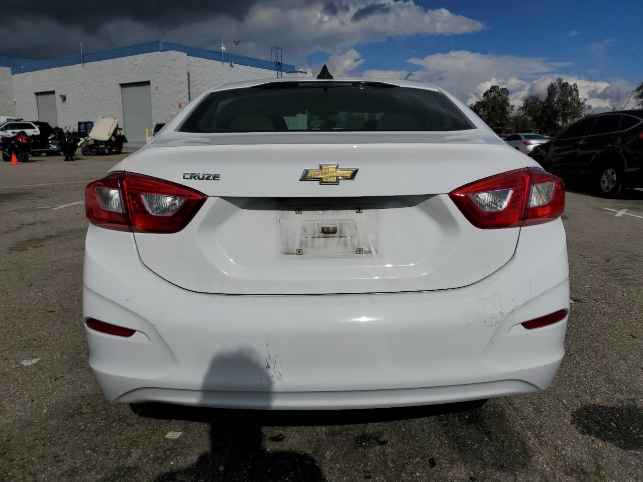 Photo 5 VIN: 1G1BC5SM8H7272983 - CHEVROLET CRUZE 