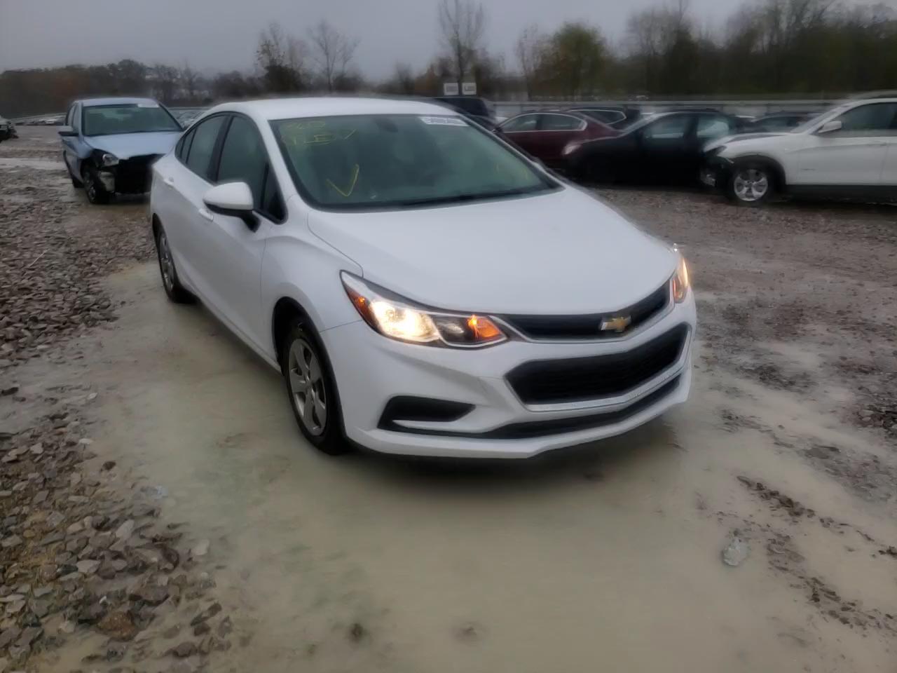 Photo 10 VIN: 1G1BC5SM8J7238631 - CHEVROLET CRUZE LS 