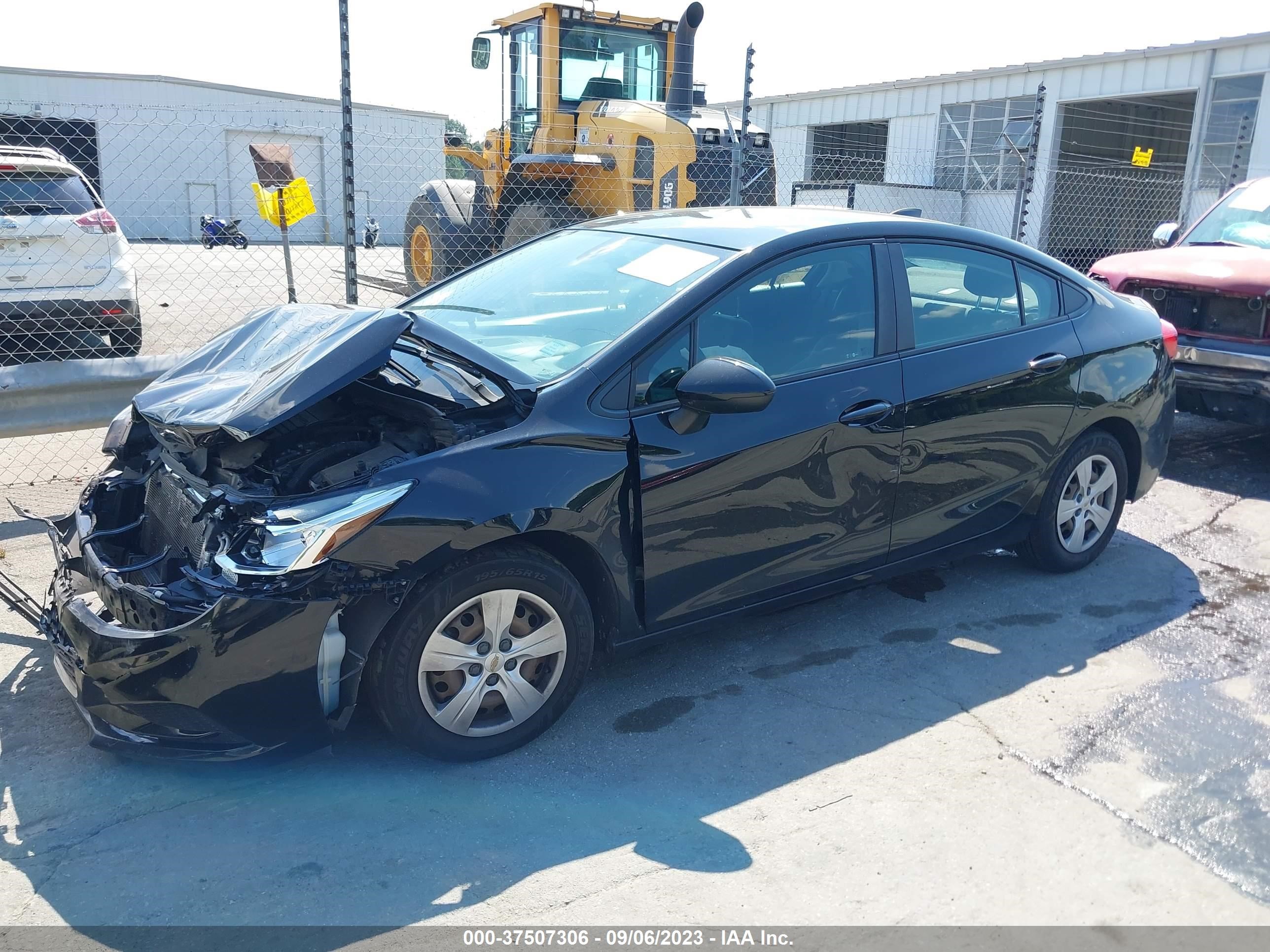 Photo 1 VIN: 1G1BC5SM8J7240380 - CHEVROLET CRUZE 