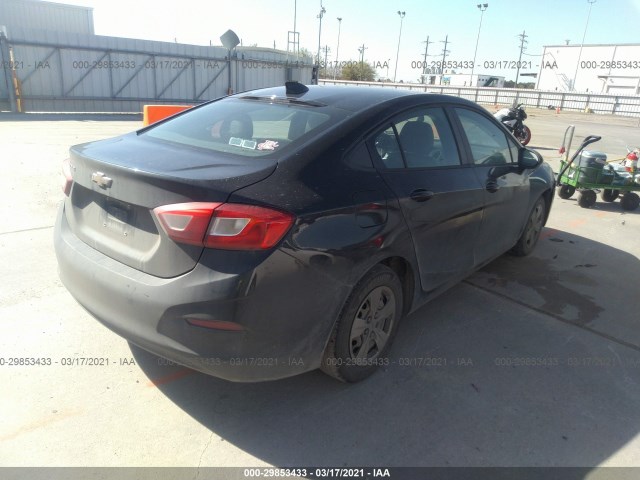 Photo 3 VIN: 1G1BC5SMXJ7128843 - CHEVROLET CRUZE 