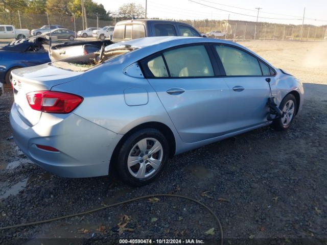 Photo 3 VIN: 1G1BC5SMXJ7137025 - CHEVROLET CRUZE 