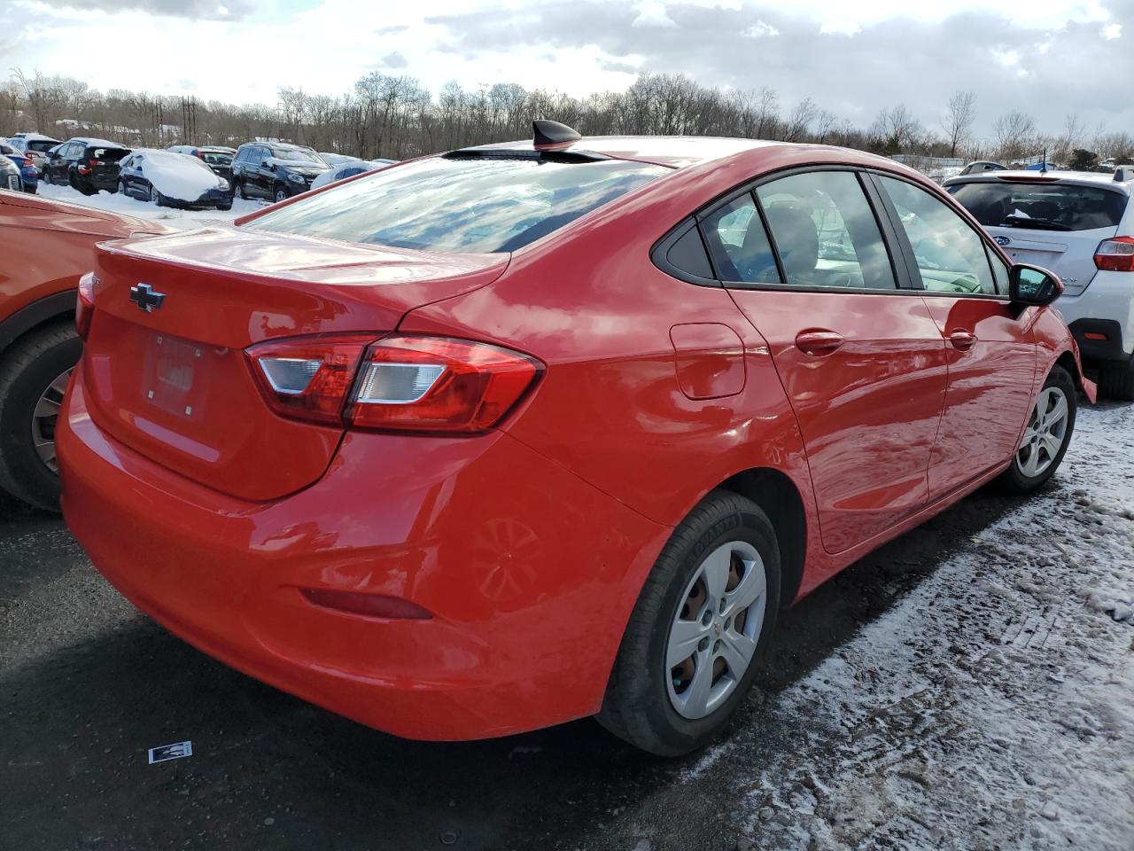 Photo 2 VIN: 1G1BC5SMXJ7241207 - CHEVROLET CRUZE 