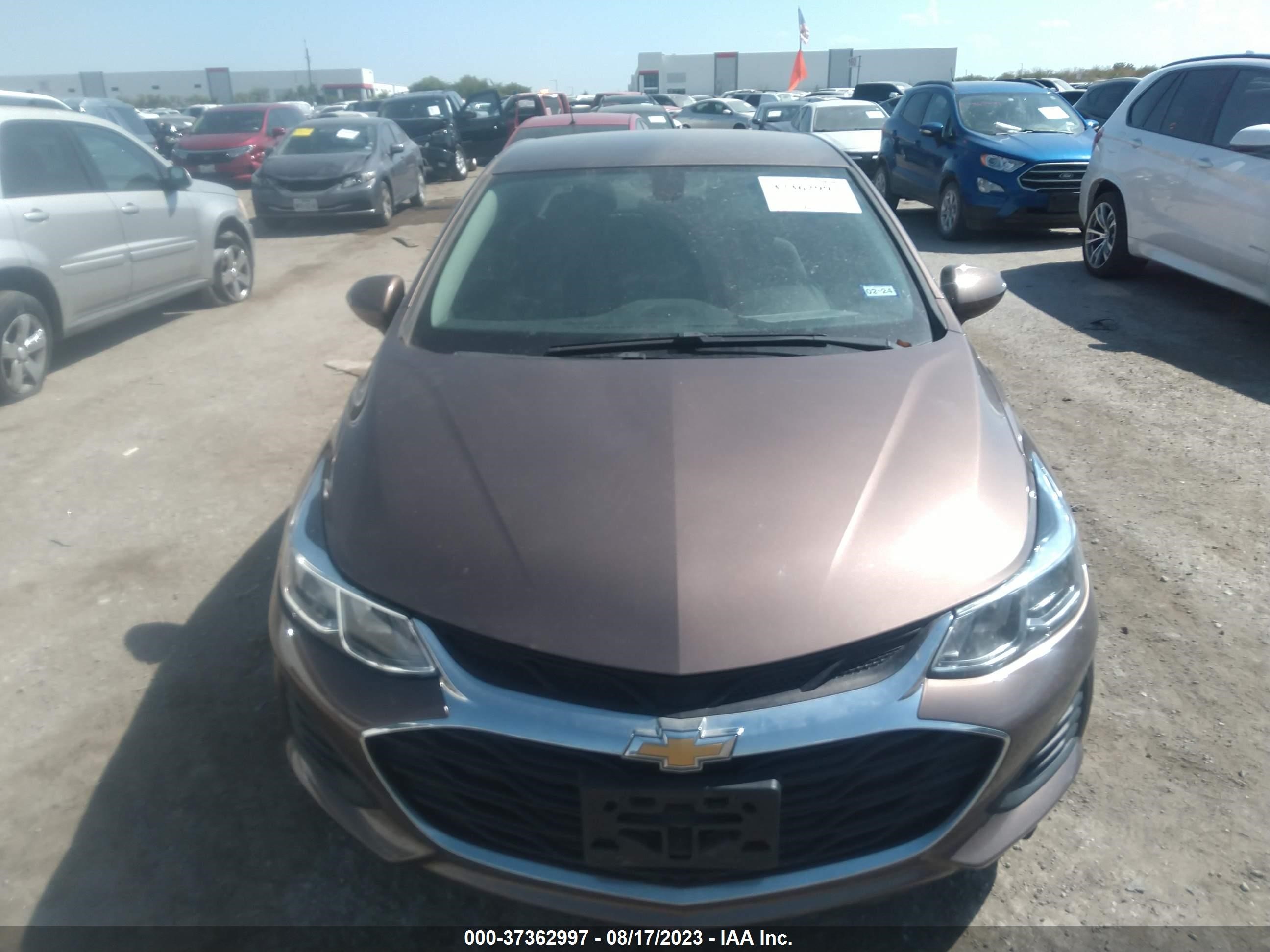 Photo 11 VIN: 1G1BC5SMXK7137348 - CHEVROLET CRUZE 