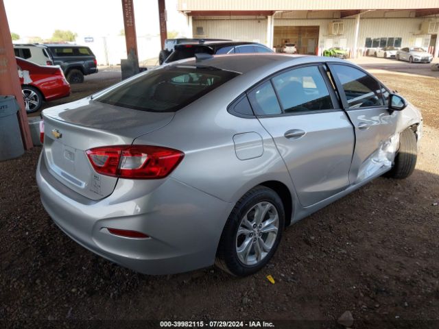 Photo 3 VIN: 1G1BC5SMXK7151816 - CHEVROLET CRUZE 