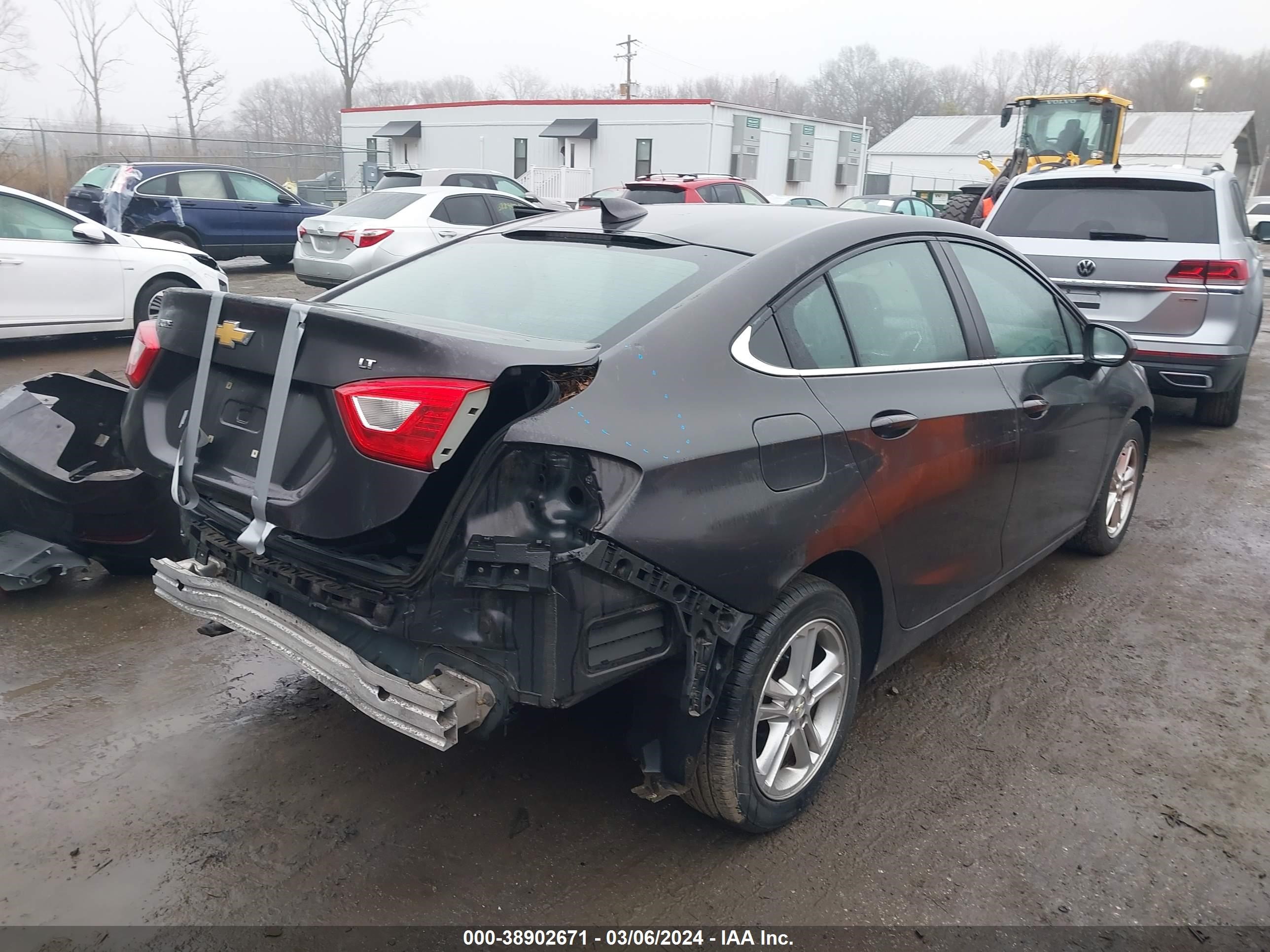 Photo 3 VIN: 1G1BE5SM0H7171737 - CHEVROLET CRUZE 