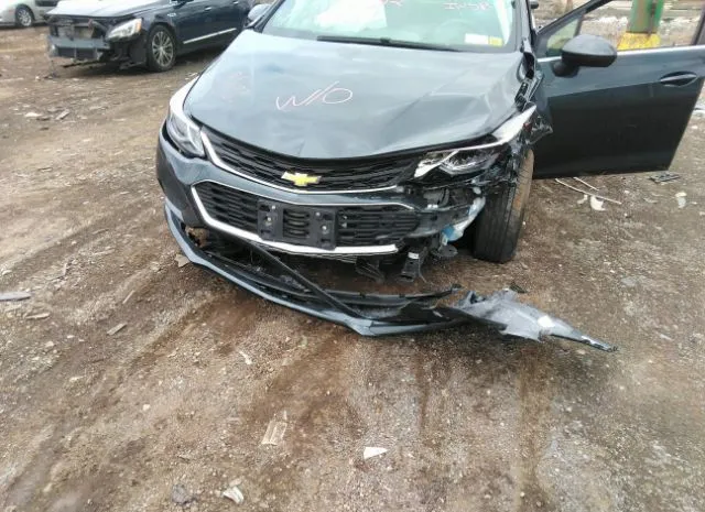 Photo 5 VIN: 1G1BE5SM0J7139067 - CHEVROLET CRUZE 