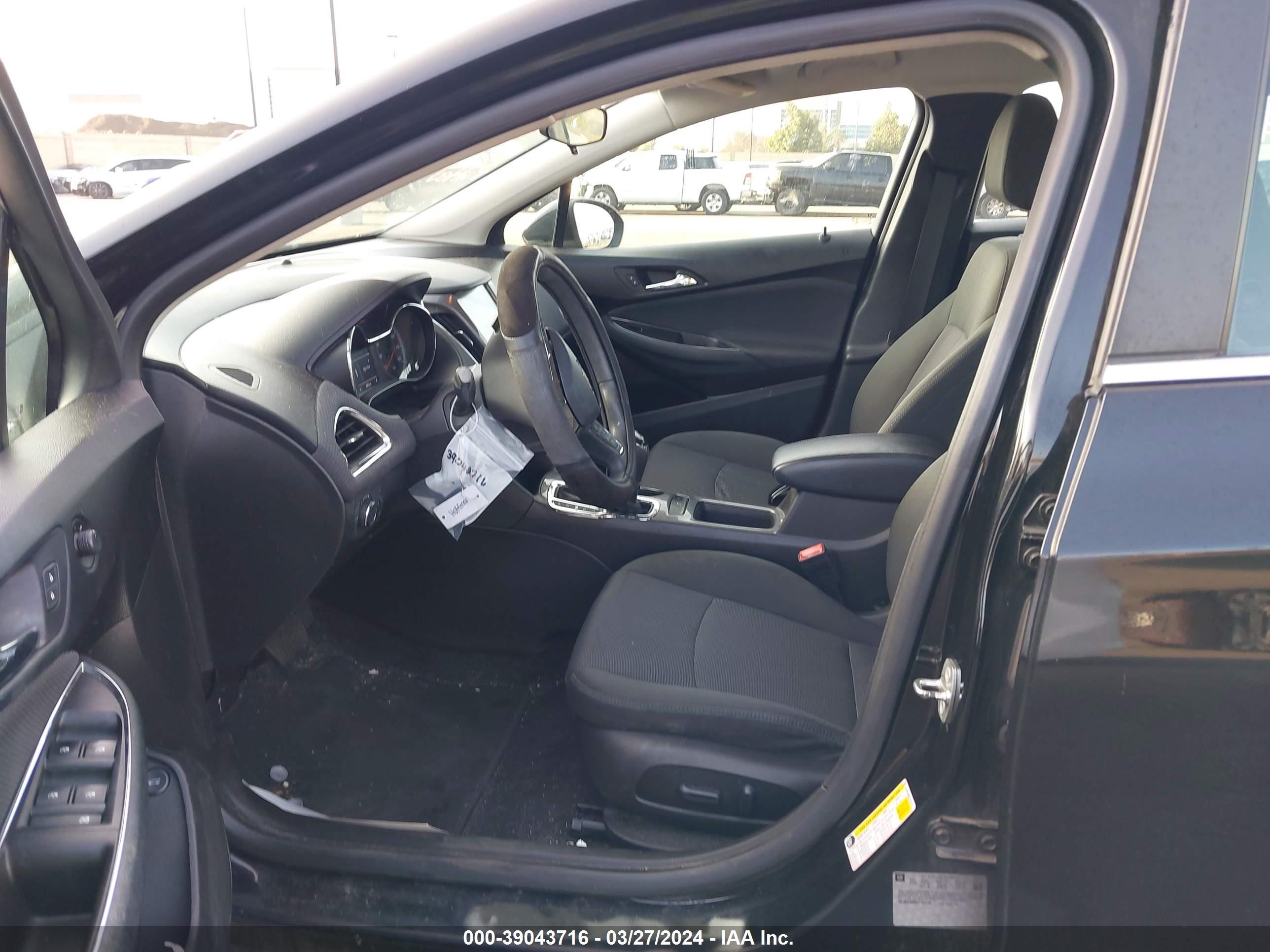 Photo 4 VIN: 1G1BE5SM0J7167144 - CHEVROLET CRUZE 