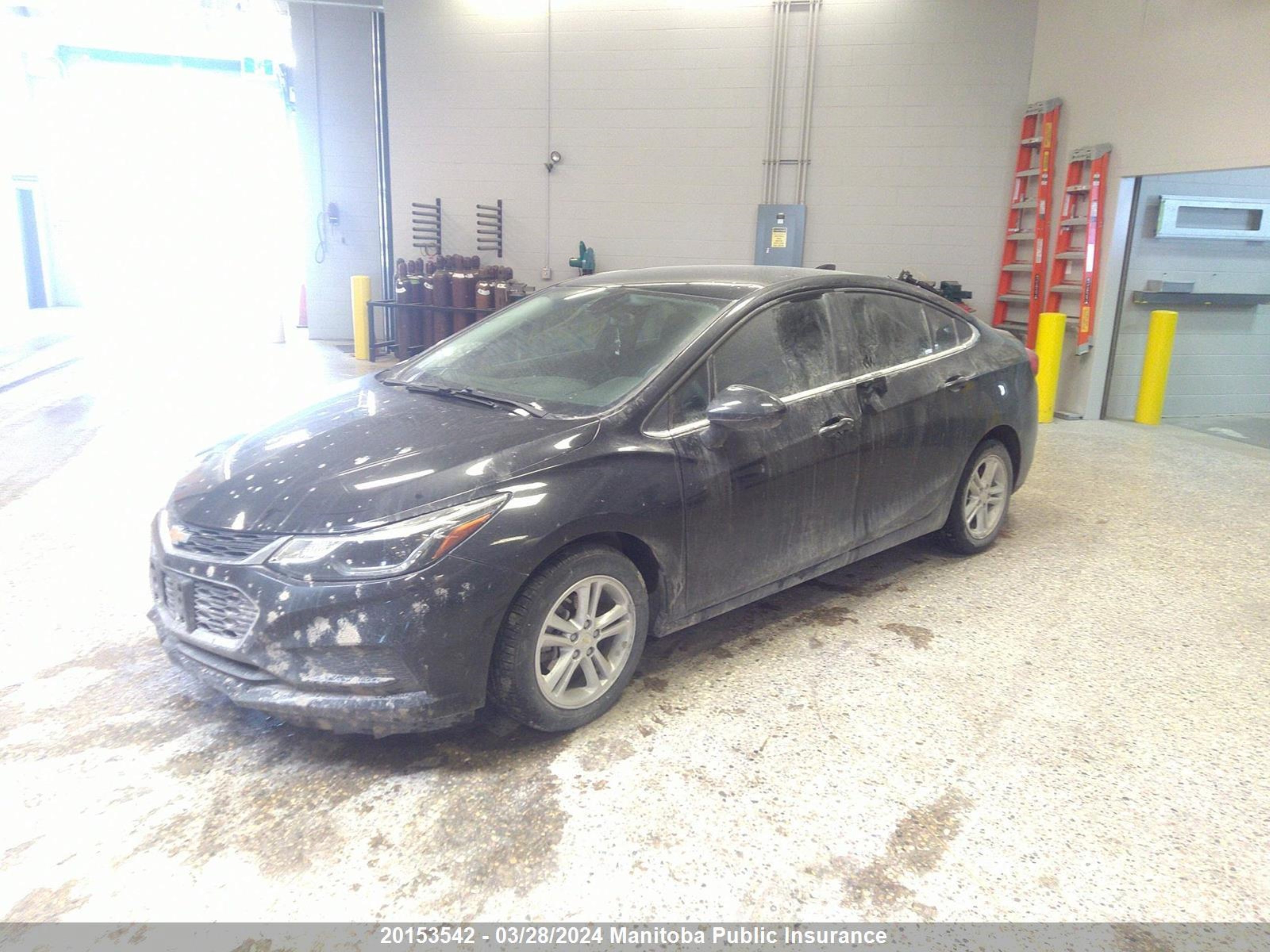 Photo 1 VIN: 1G1BE5SM1G7285423 - CHEVROLET CRUZE 