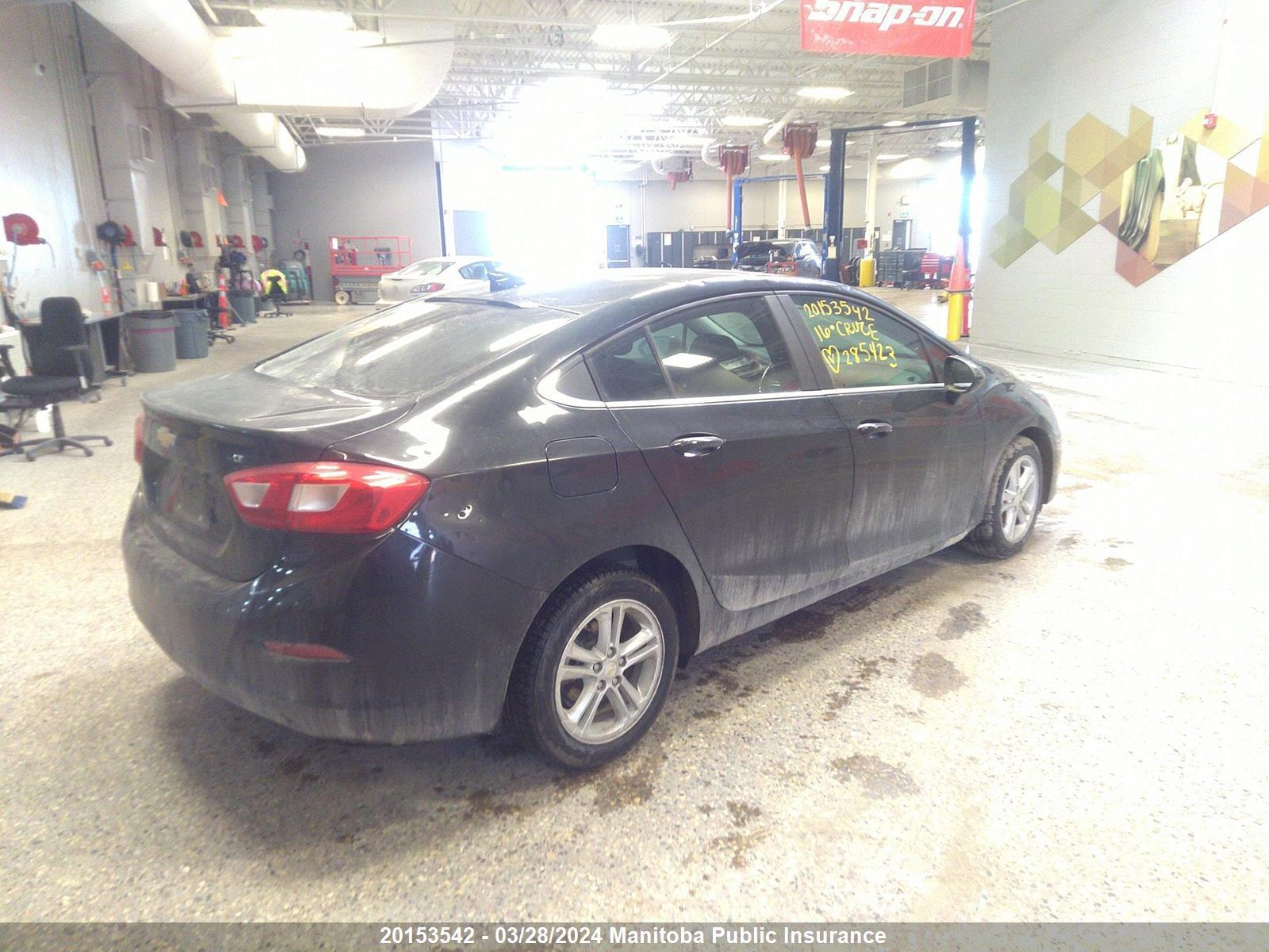 Photo 3 VIN: 1G1BE5SM1G7285423 - CHEVROLET CRUZE 