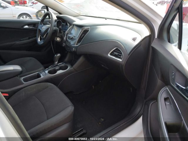 Photo 4 VIN: 1G1BE5SM1H7106847 - CHEVROLET CRUZE 