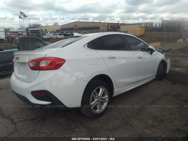 Photo 3 VIN: 1G1BE5SM1H7124667 - CHEVROLET CRUZE 