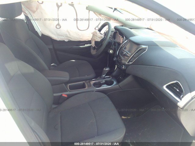 Photo 4 VIN: 1G1BE5SM1H7229497 - CHEVROLET CRUZE 