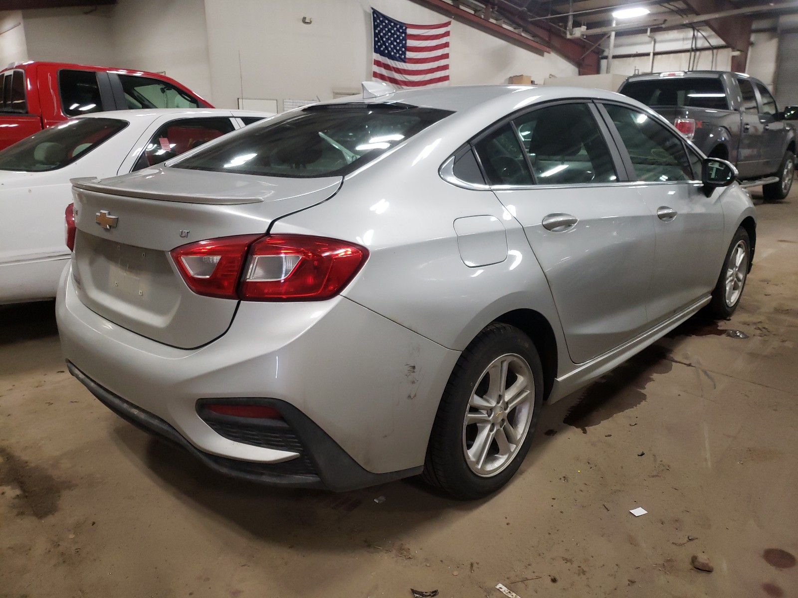 Photo 3 VIN: 1G1BE5SM1H7276836 - CHEVROLET CRUZE LT 