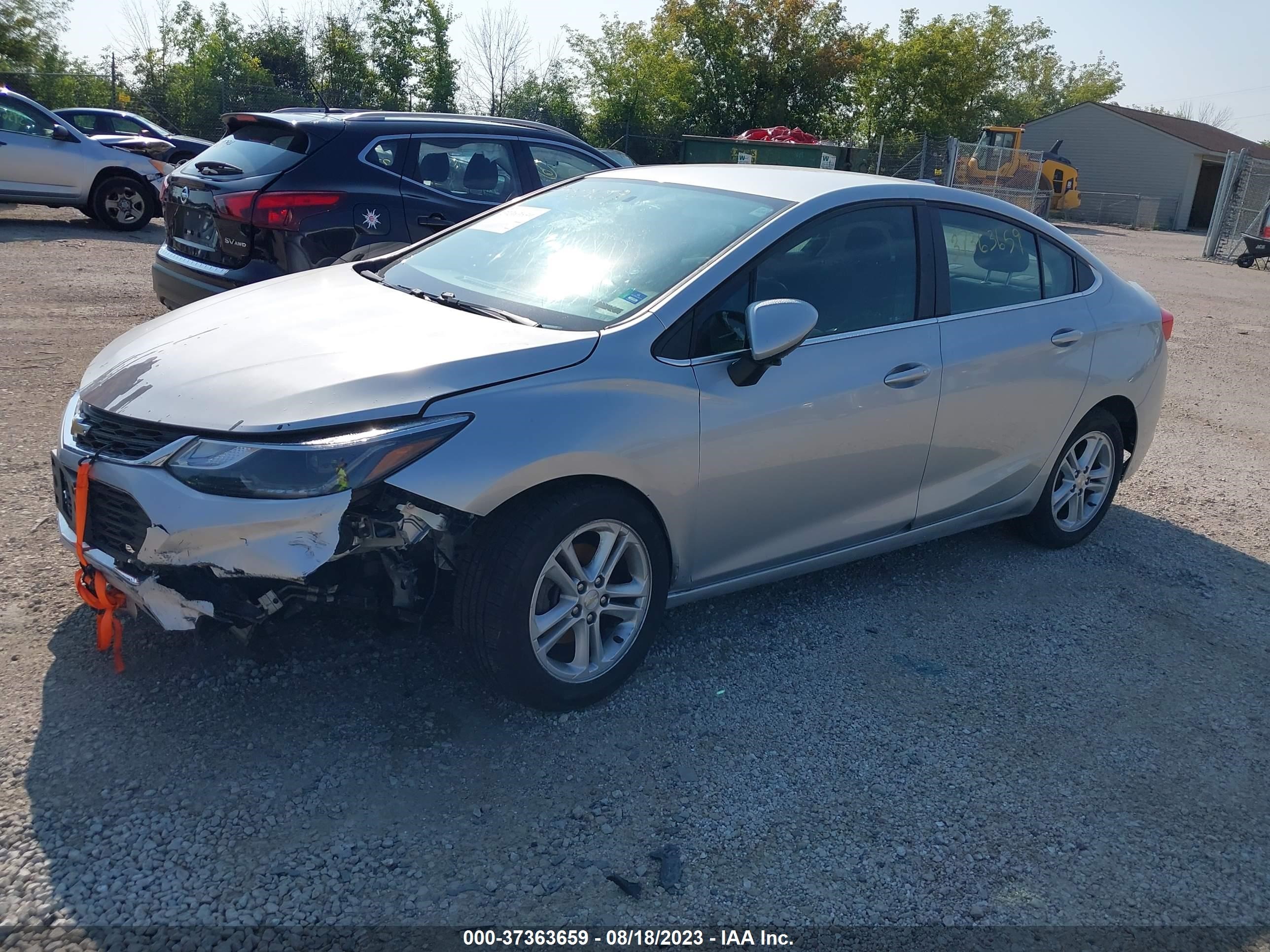 Photo 1 VIN: 1G1BE5SM1J7163488 - CHEVROLET CRUZE 