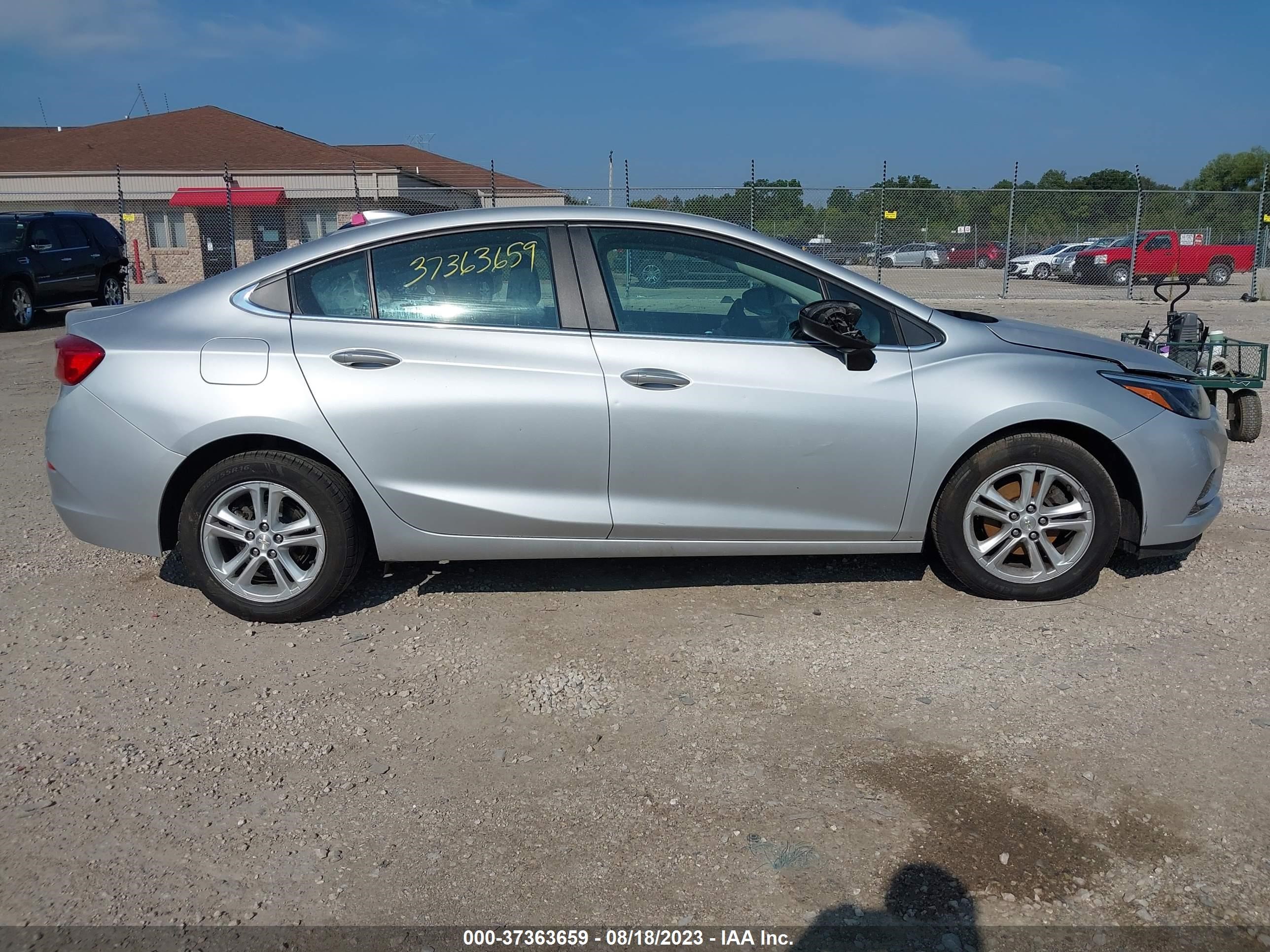 Photo 12 VIN: 1G1BE5SM1J7163488 - CHEVROLET CRUZE 