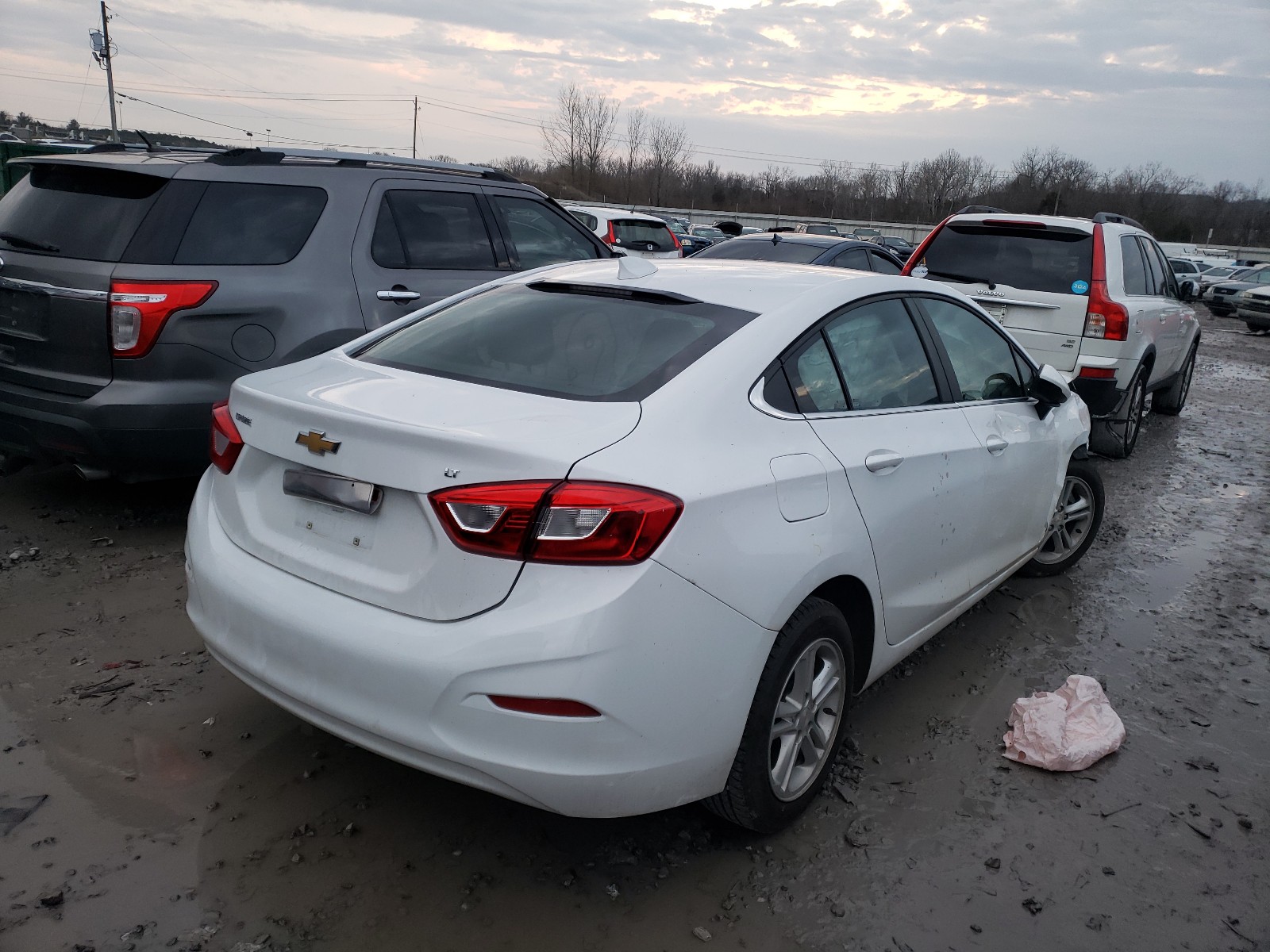 Photo 3 VIN: 1G1BE5SM1J7183921 - CHEVROLET CRUZE LT 