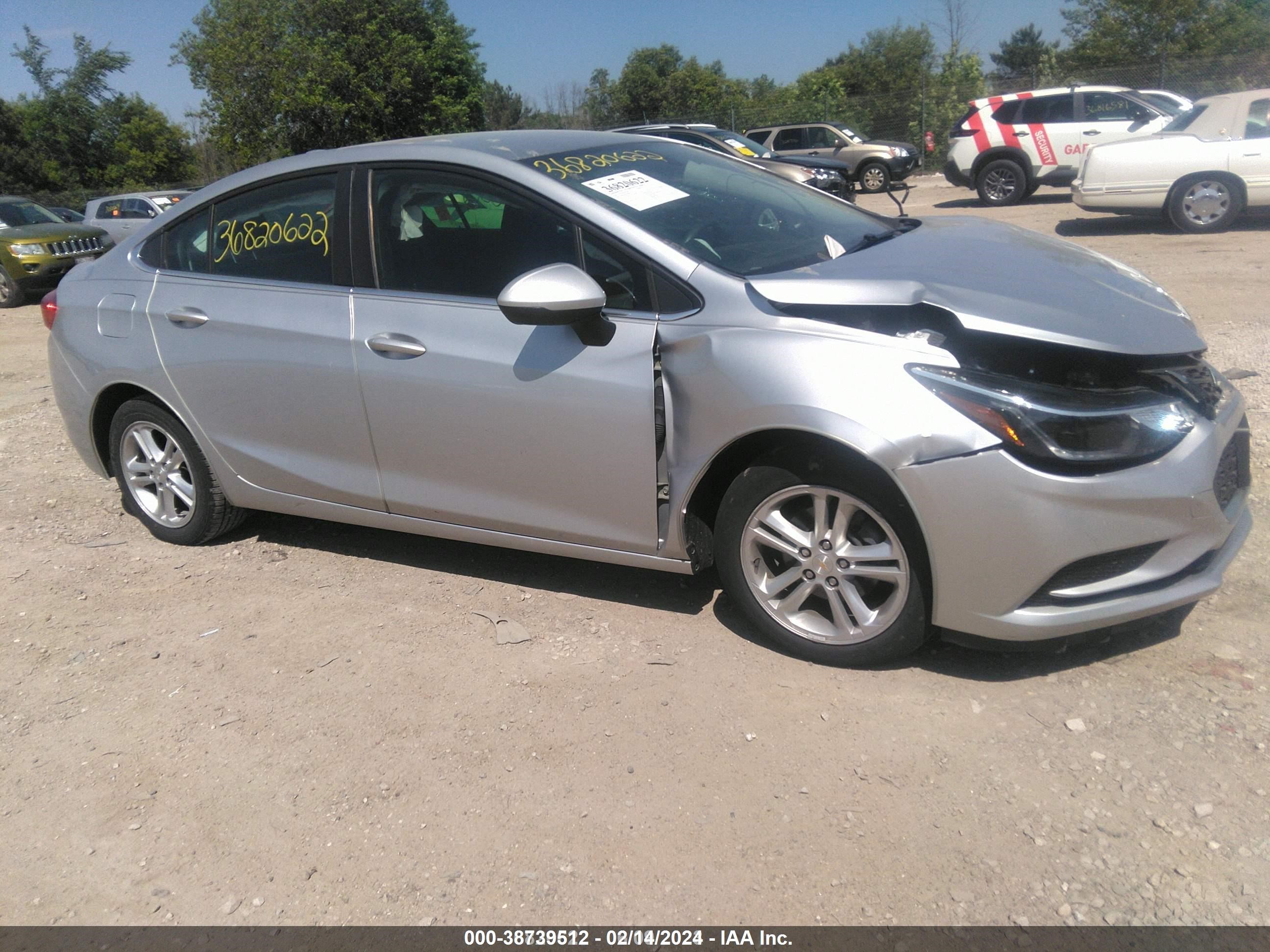 Photo 0 VIN: 1G1BE5SM1J7200877 - CHEVROLET CRUZE 