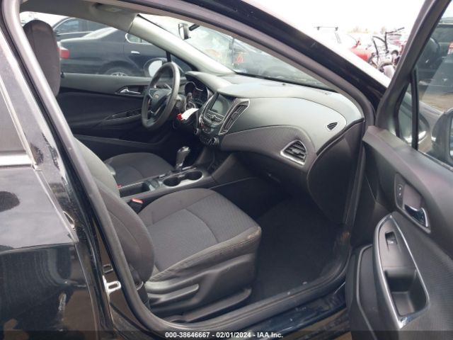 Photo 4 VIN: 1G1BE5SM1K7115832 - CHEVROLET CRUZE 