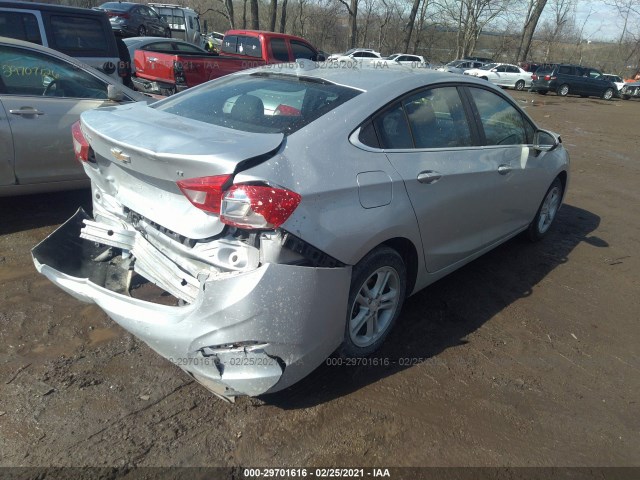 Photo 3 VIN: 1G1BE5SM2H7137802 - CHEVROLET CRUZE 