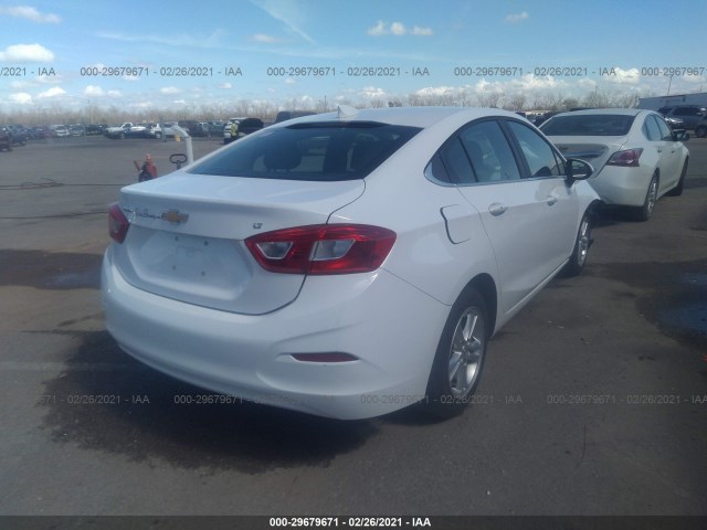 Photo 3 VIN: 1G1BE5SM2H7170489 - CHEVROLET CRUZE 