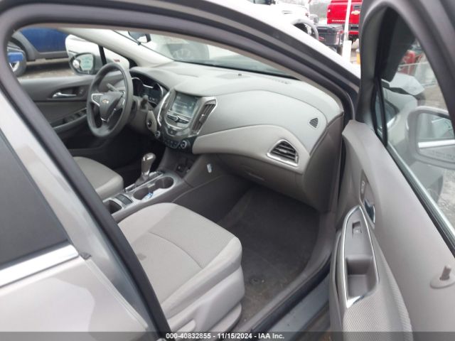 Photo 4 VIN: 1G1BE5SM2H7174168 - CHEVROLET CRUZE 