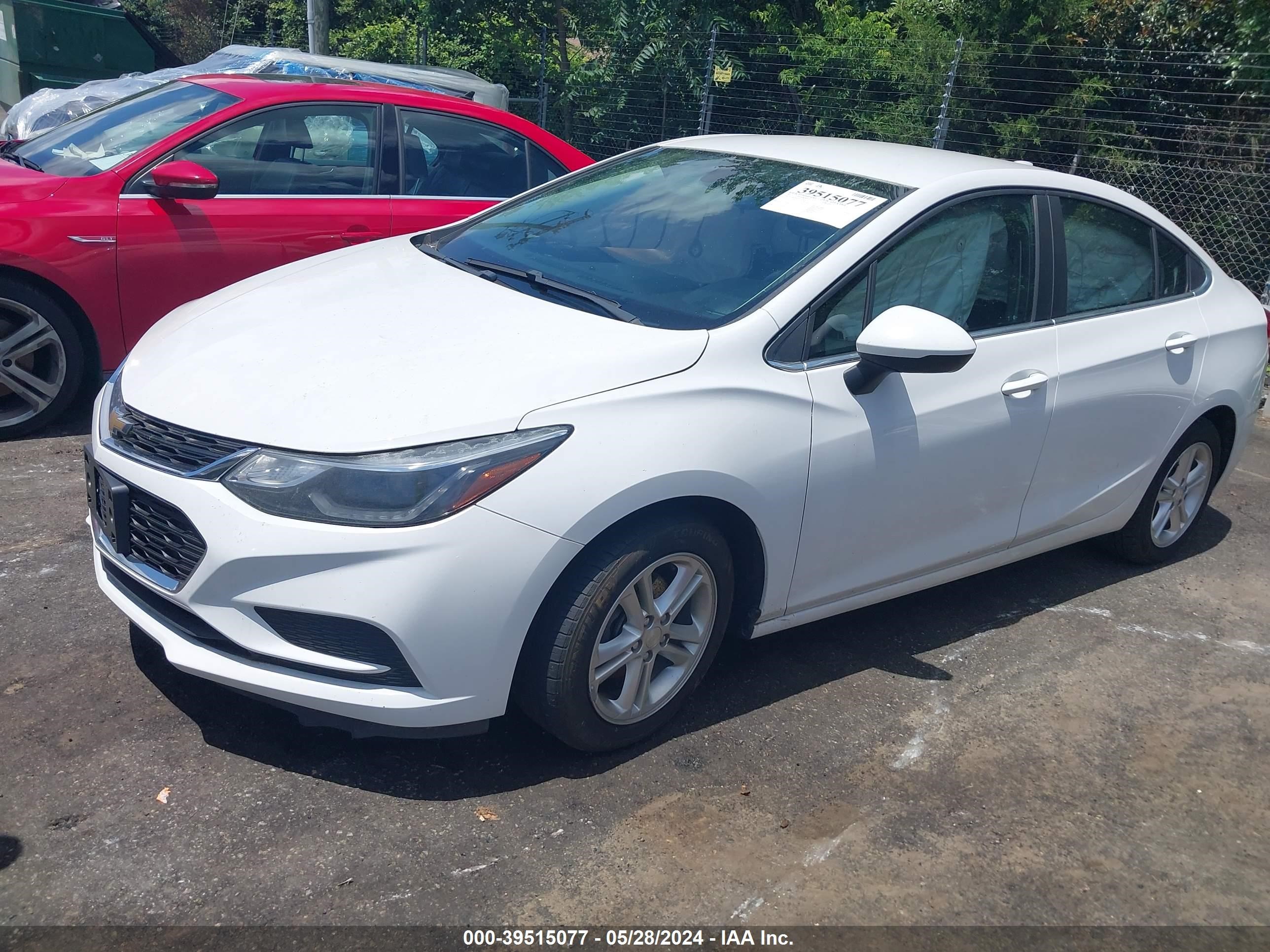 Photo 1 VIN: 1G1BE5SM2H7215995 - CHEVROLET CRUZE 