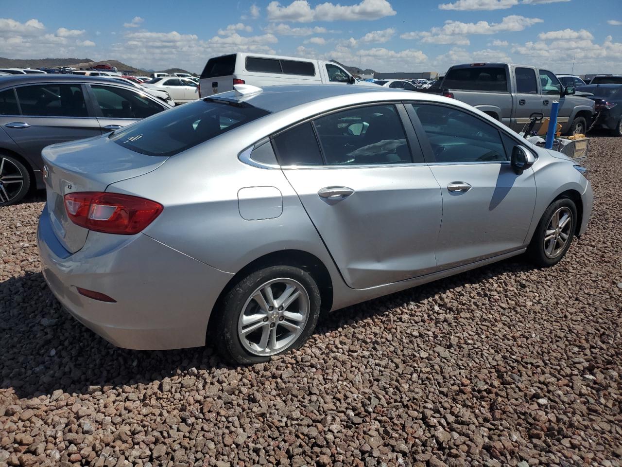 Photo 2 VIN: 1G1BE5SM2H7257390 - CHEVROLET CRUZE 