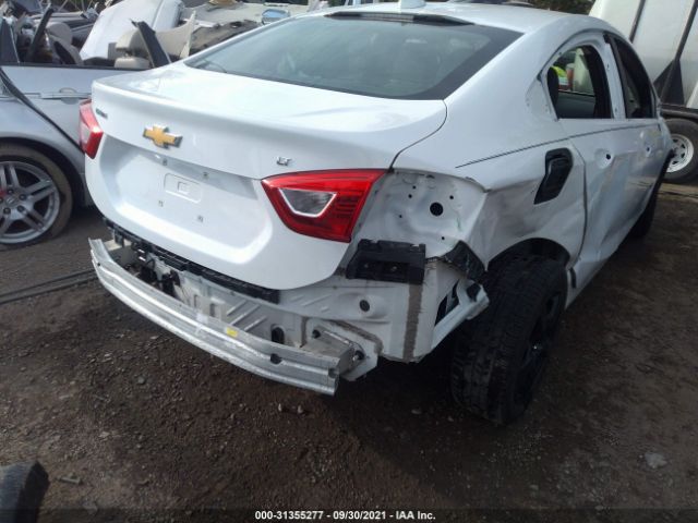 Photo 5 VIN: 1G1BE5SM2H7257664 - CHEVROLET CRUZE 