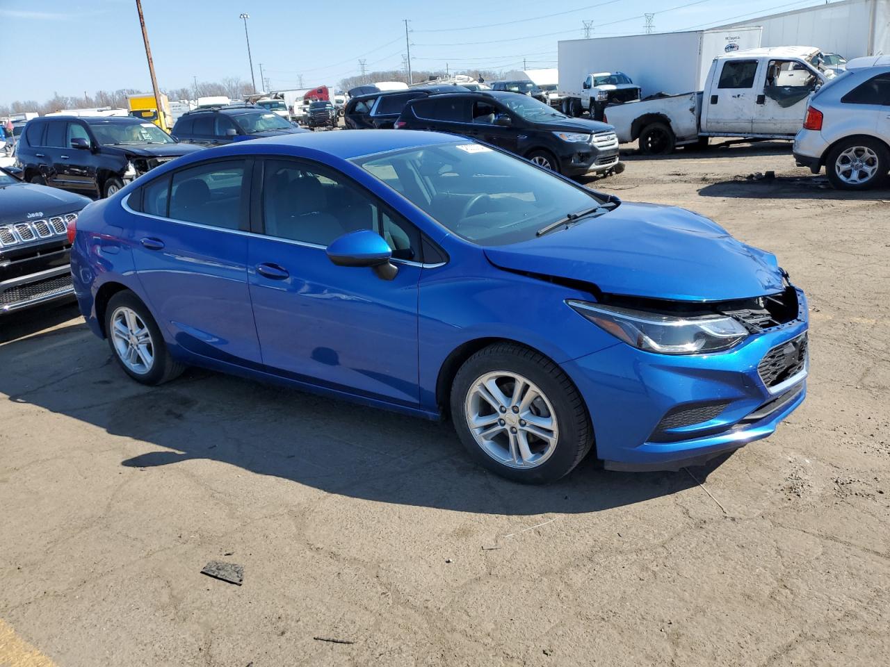 Photo 3 VIN: 1G1BE5SM2J7121802 - CHEVROLET CRUZE 