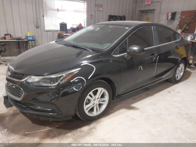 Photo 1 VIN: 1G1BE5SM2J7235962 - CHEVROLET CRUZE 