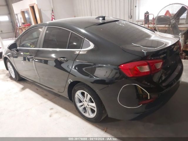 Photo 2 VIN: 1G1BE5SM2J7235962 - CHEVROLET CRUZE 