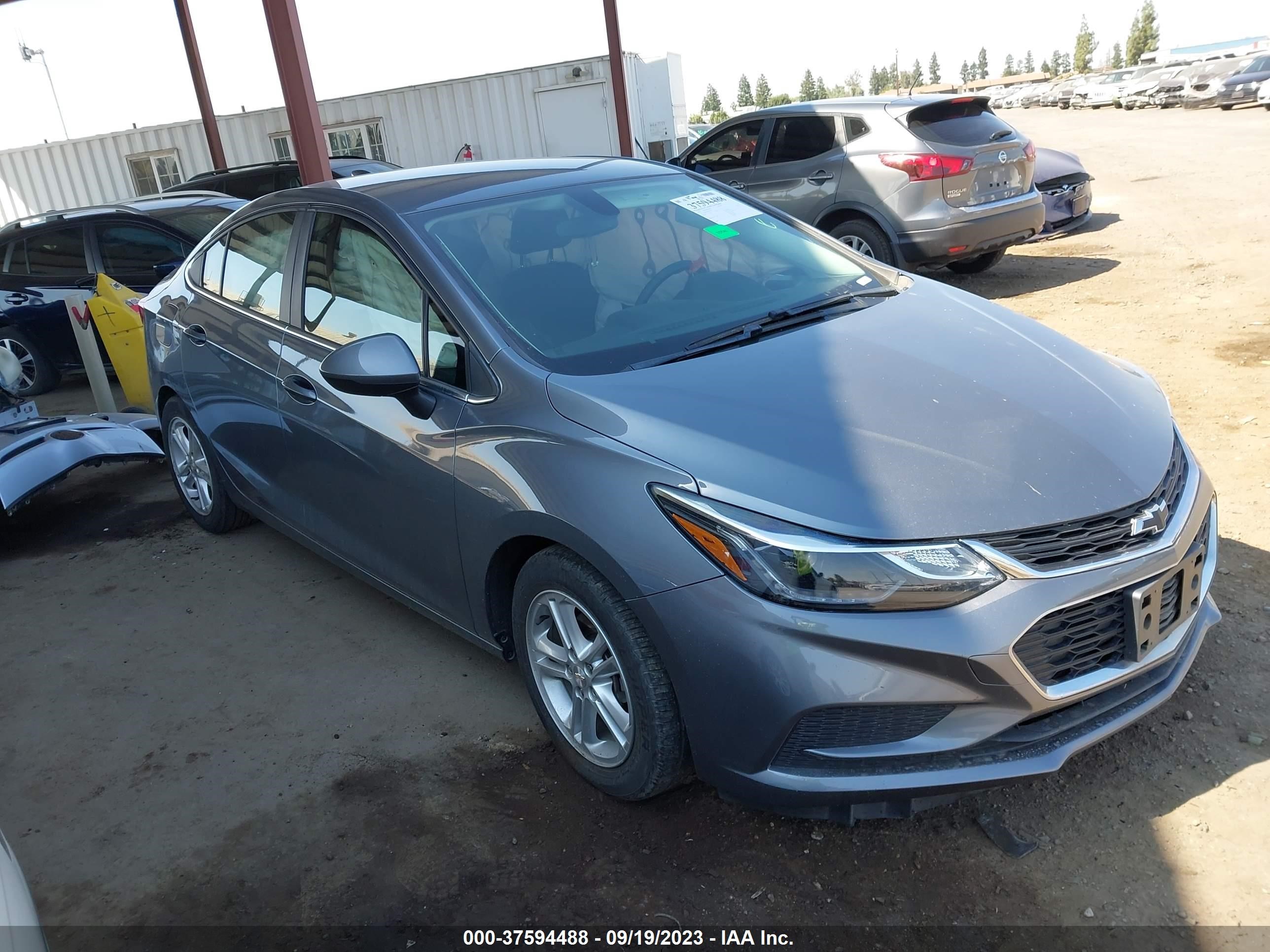 Photo 0 VIN: 1G1BE5SM2J7243351 - CHEVROLET CRUZE 