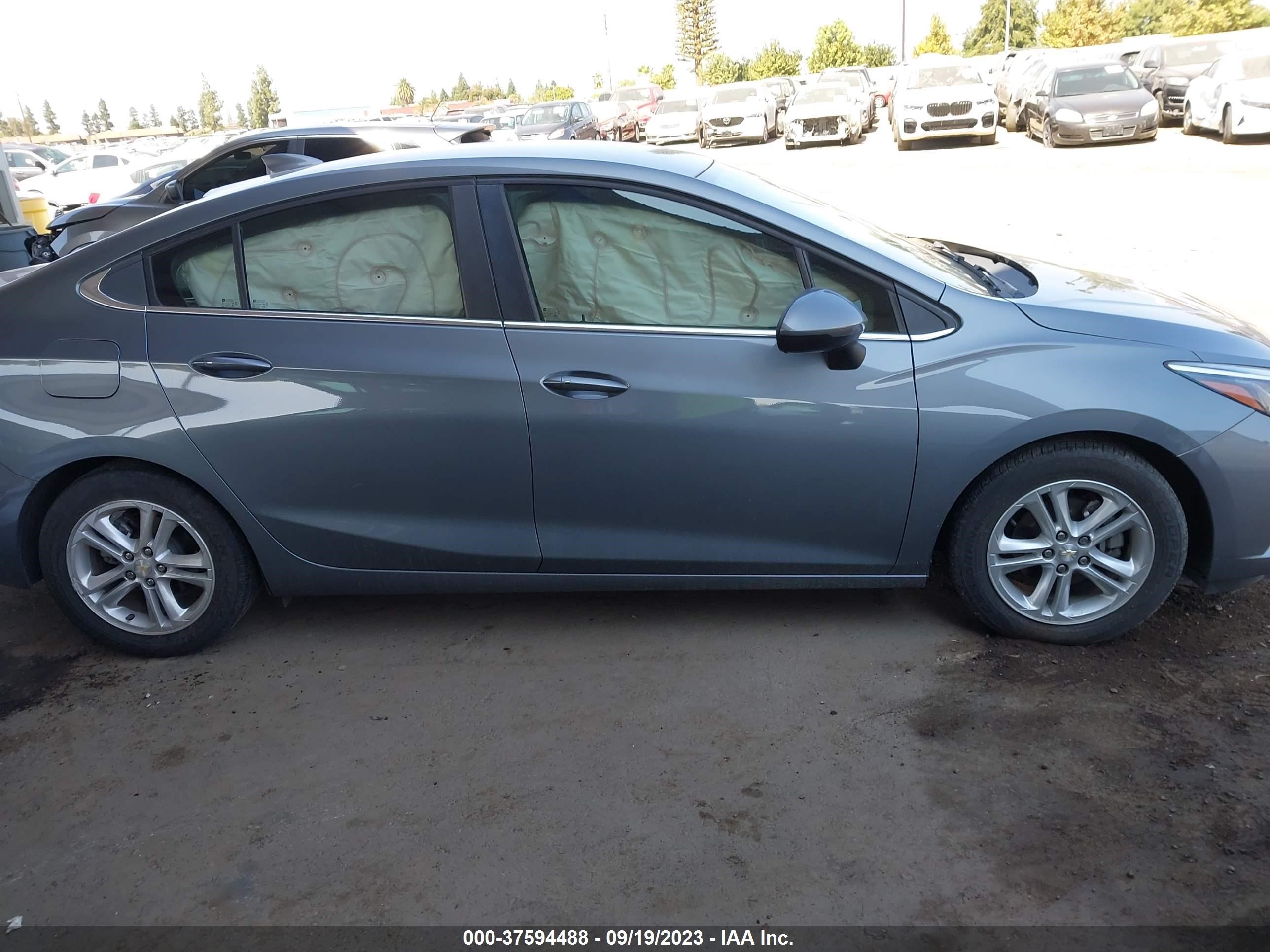 Photo 12 VIN: 1G1BE5SM2J7243351 - CHEVROLET CRUZE 