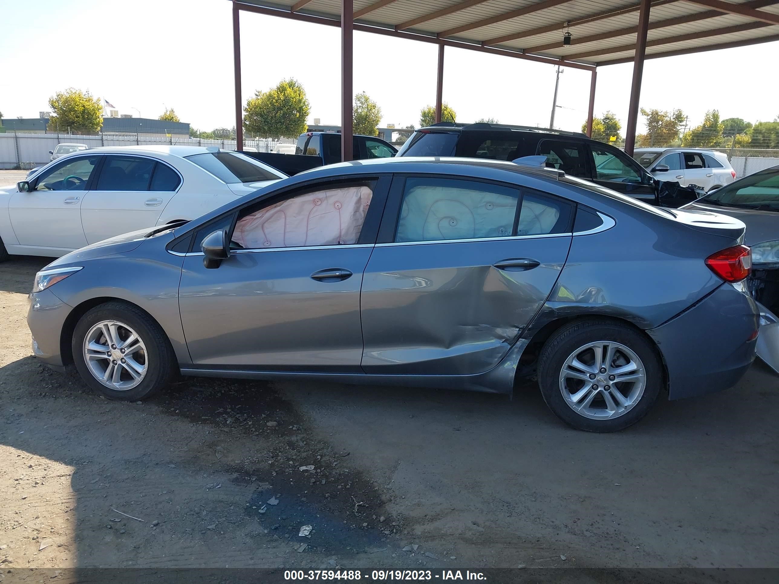 Photo 13 VIN: 1G1BE5SM2J7243351 - CHEVROLET CRUZE 