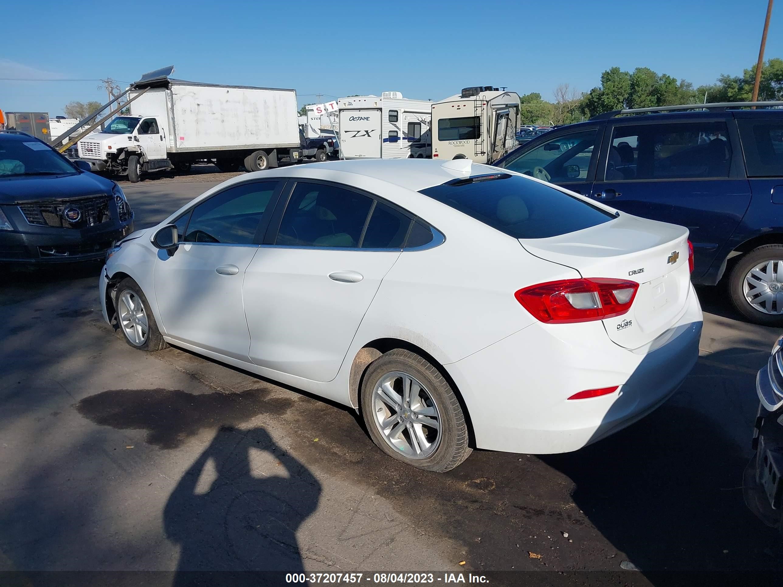 Photo 2 VIN: 1G1BE5SM3G7262855 - CHEVROLET CRUZE 