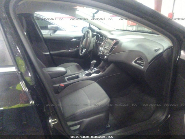 Photo 4 VIN: 1G1BE5SM3H7160473 - CHEVROLET CRUZE 